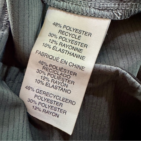 Vuori Pebble Shorts Men Shale Stretch Performance V399 Golf Casual Travel 33 - Picture 14 of 16